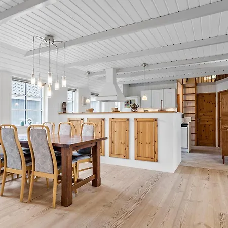 Beautiful In With Kitchen